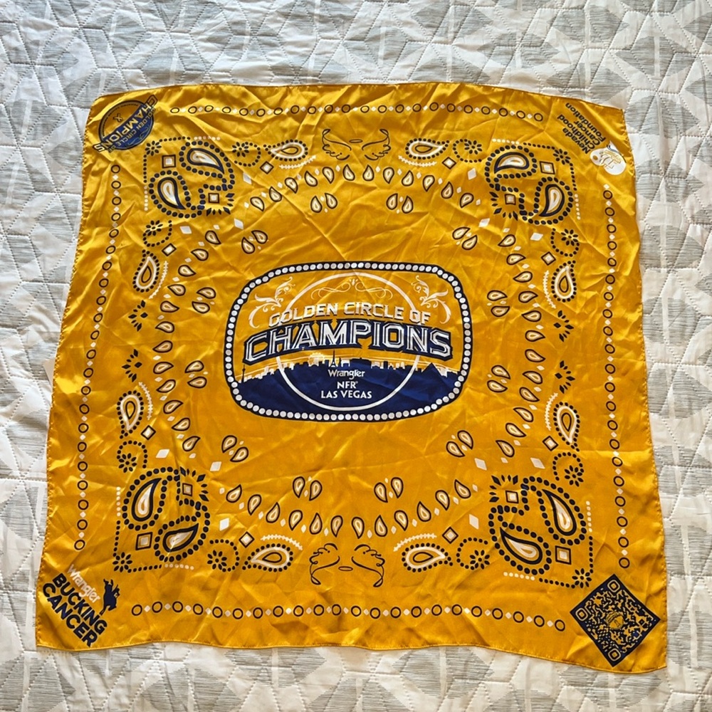 Wrangler NFR Paisley Bandana Scarf Golden Circle Champions Las Vegas Yellow 32"